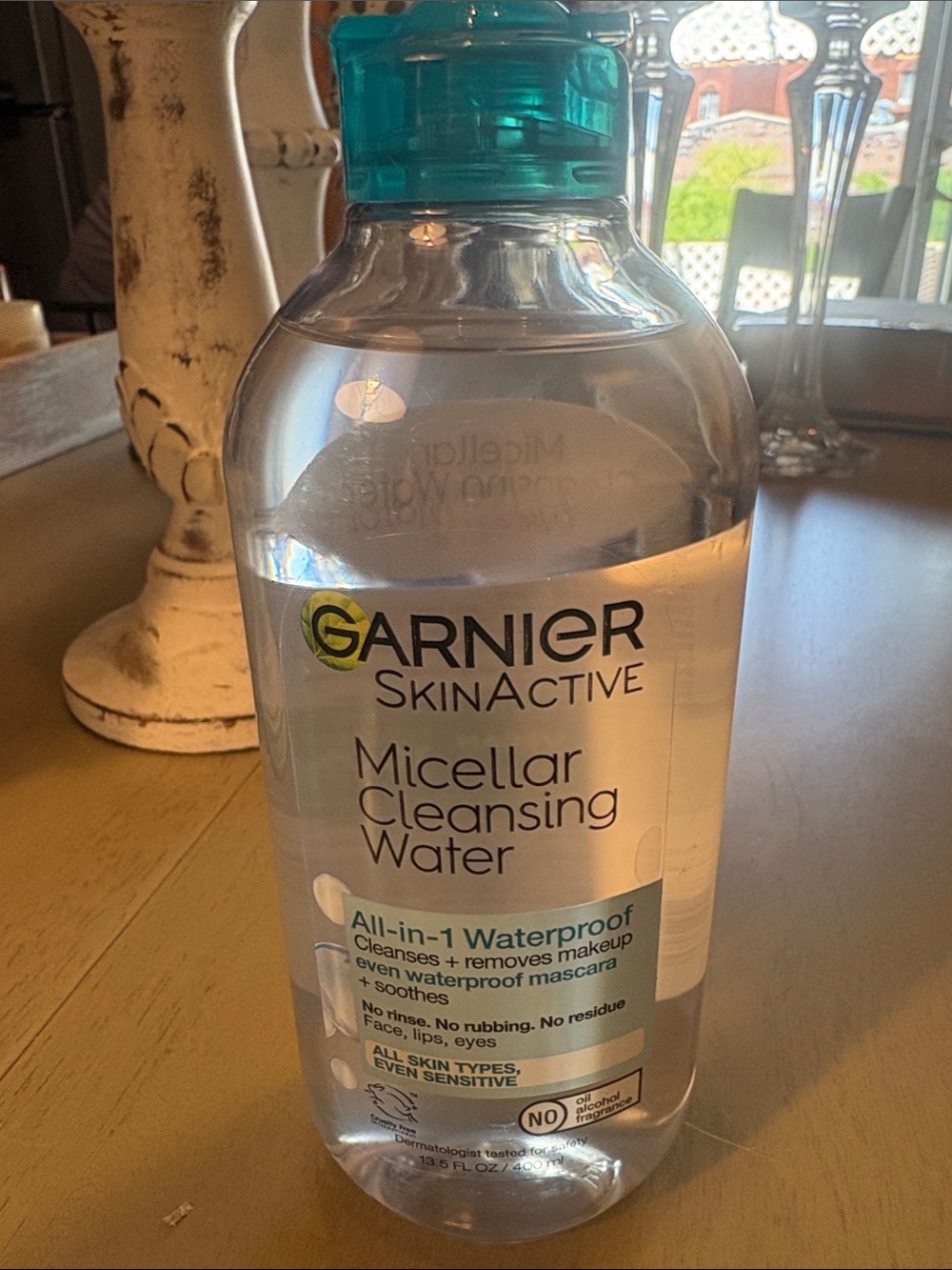Garnier Micellar Cleansing Water - Clear Bottle with Teal Cap